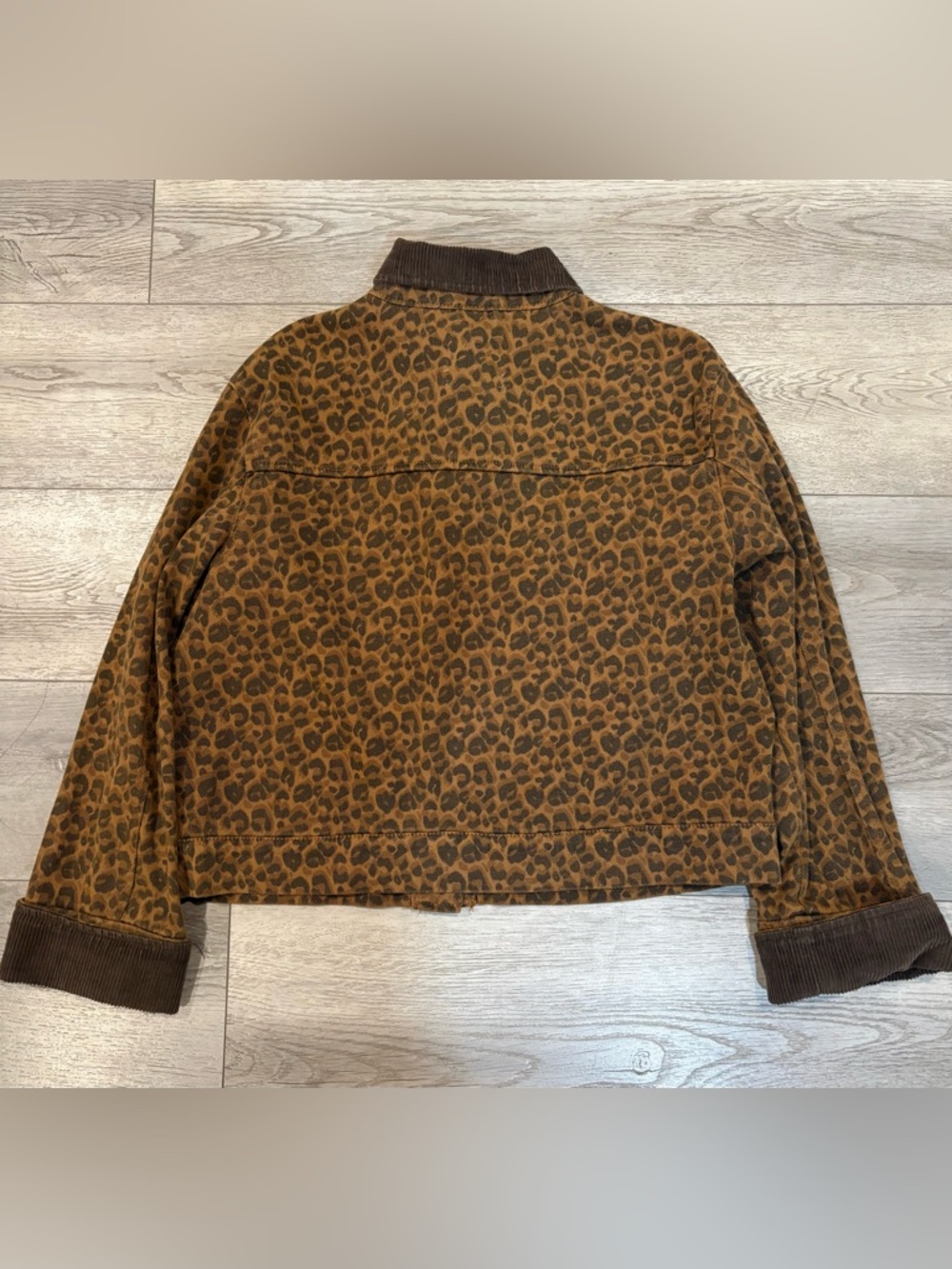 STOOSH Cheetah Brown Wash Crop Barn Jacket - Picture 7 of 7